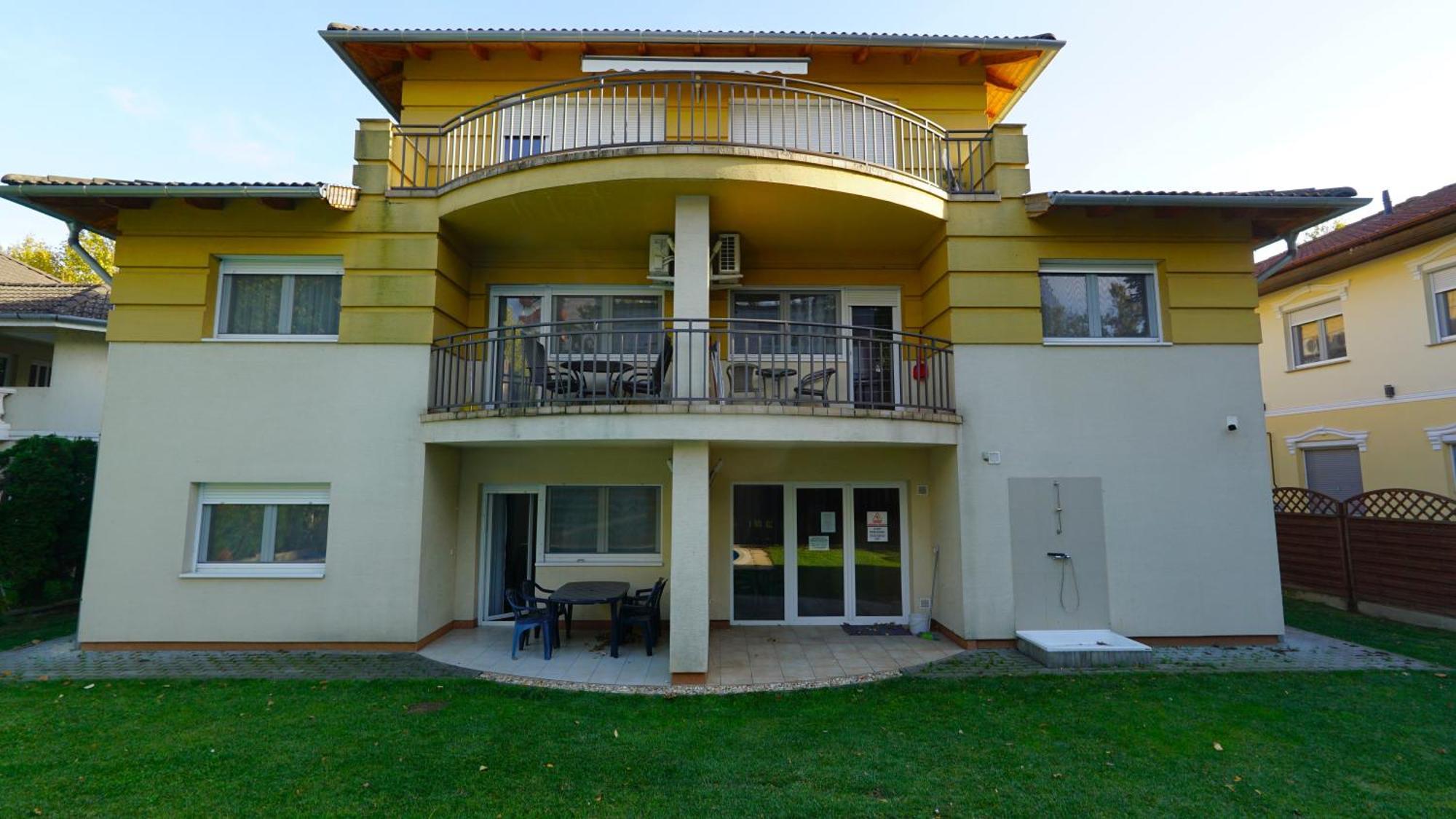 Yellow Sun Apartman Siofok Dış mekan fotoğraf